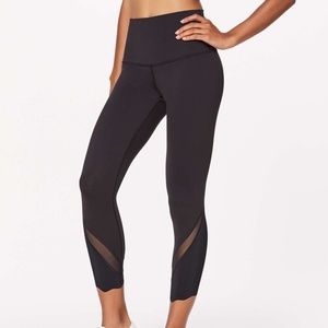 Lululemon Wunder Under Crop II